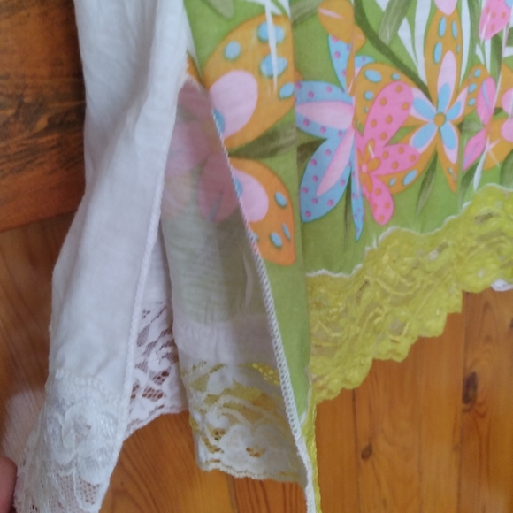 Layering Slip/Tank Top/Cami - Picture 3 of 11